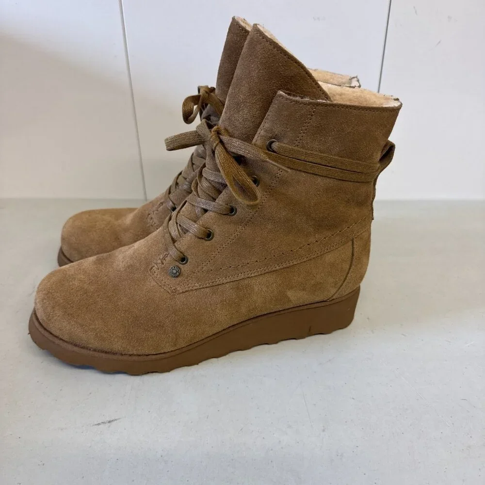 Bearpaw Krista‎ Suede Wool Sheepskin Lined Sz 11 Snow Boots Winter Wedge Booties